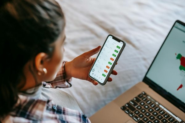 Comment la hausse des taux d'intérêt affecte-t-elle le marché de l'immobilier de luxe?